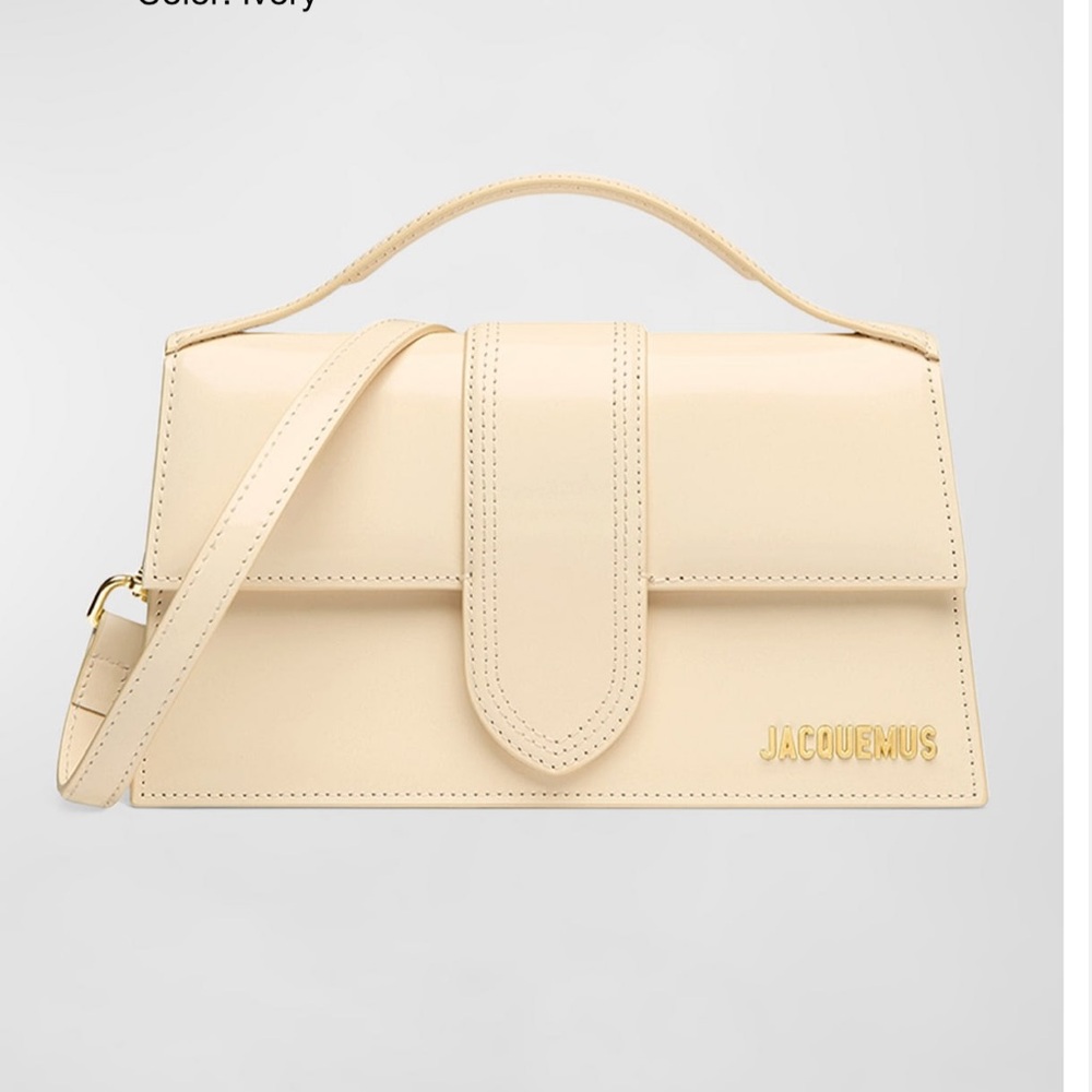 Jacquemus Le Grand Bambino Leather Top-handle bag in Ivory | quiet luxury